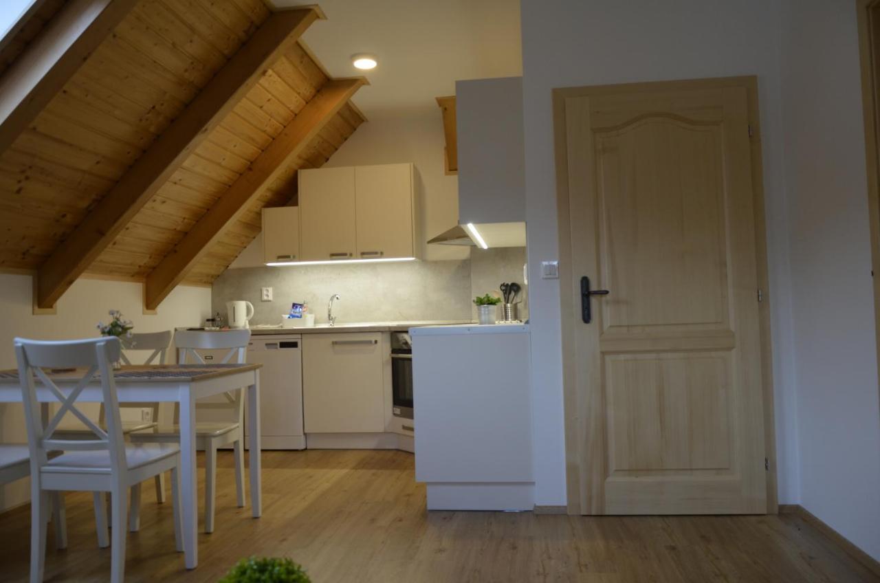Apartmany U Vlcich Jam Petrowitz 외부 사진