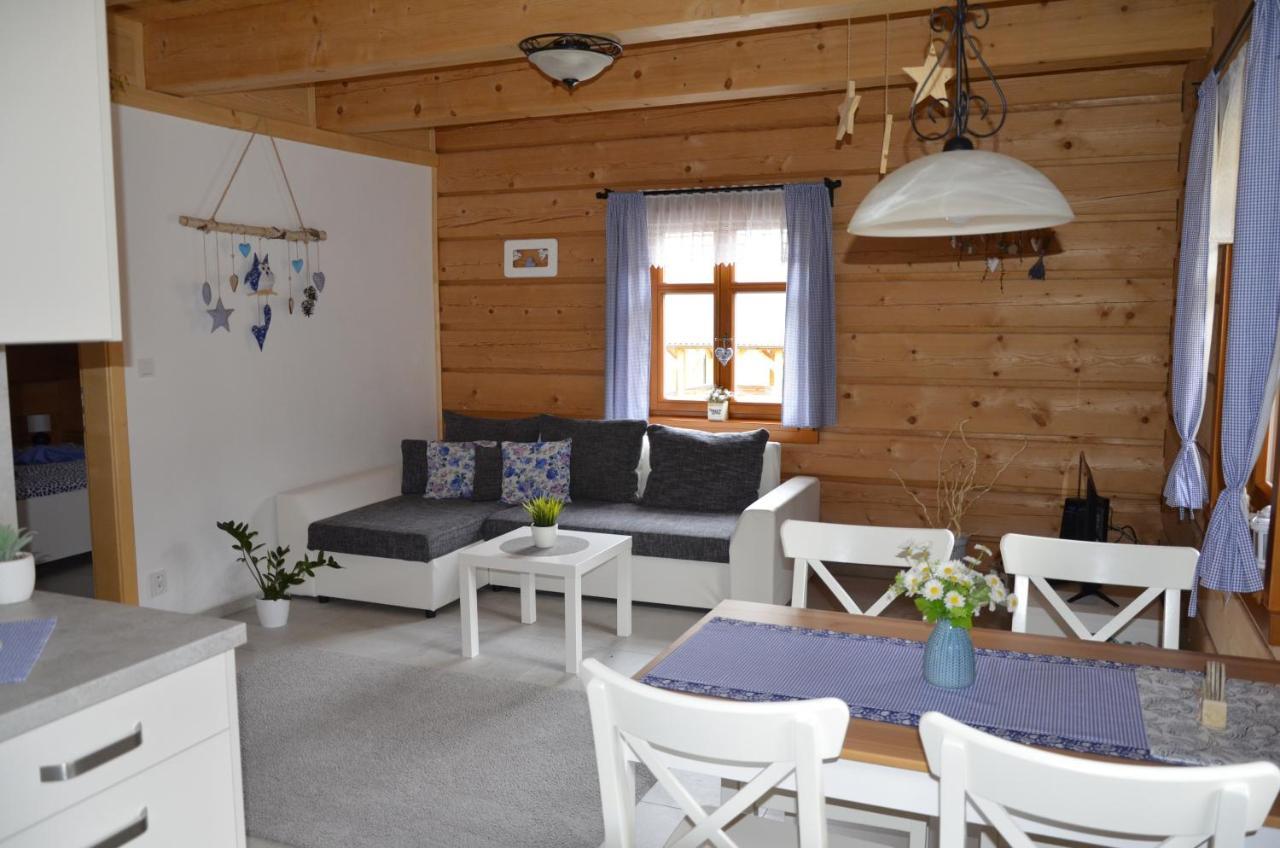 Apartmany U Vlcich Jam Petrowitz 외부 사진