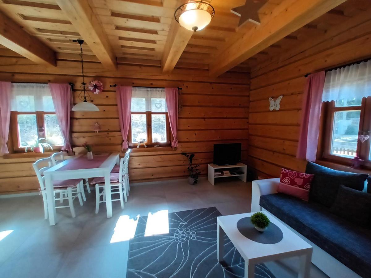 Apartmany U Vlcich Jam Petrowitz 외부 사진